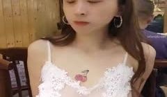 西安大表姐❤️，Hold不住了，餐厅人来人往，吃