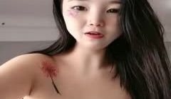 风骚人妻一个人在家释放天性，全程露脸情趣珍珠内裤
