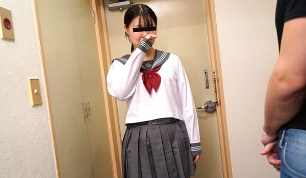 下平南肥美水手服援交妹即尺口交！饥渴难耐的服务让