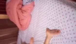 真疯狂员工为了讨好经理一起回家3P气质漂亮的老婆